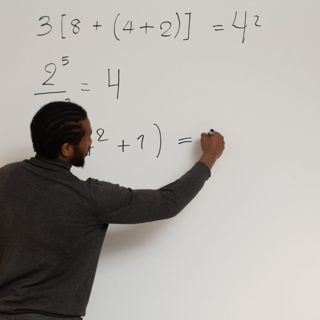 Main purpose of a tutor